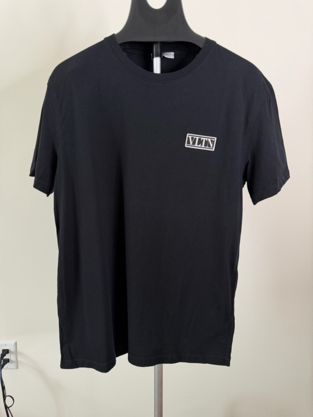 100% Authentic Valentino Black VLTN Logo Short Sleeve Tee - Men